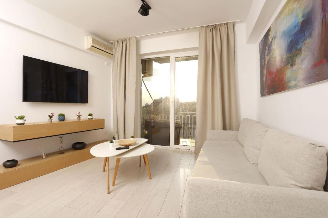 2 Bedroom Apartment With Amazing View In City Center Bucharest Luaran gambar